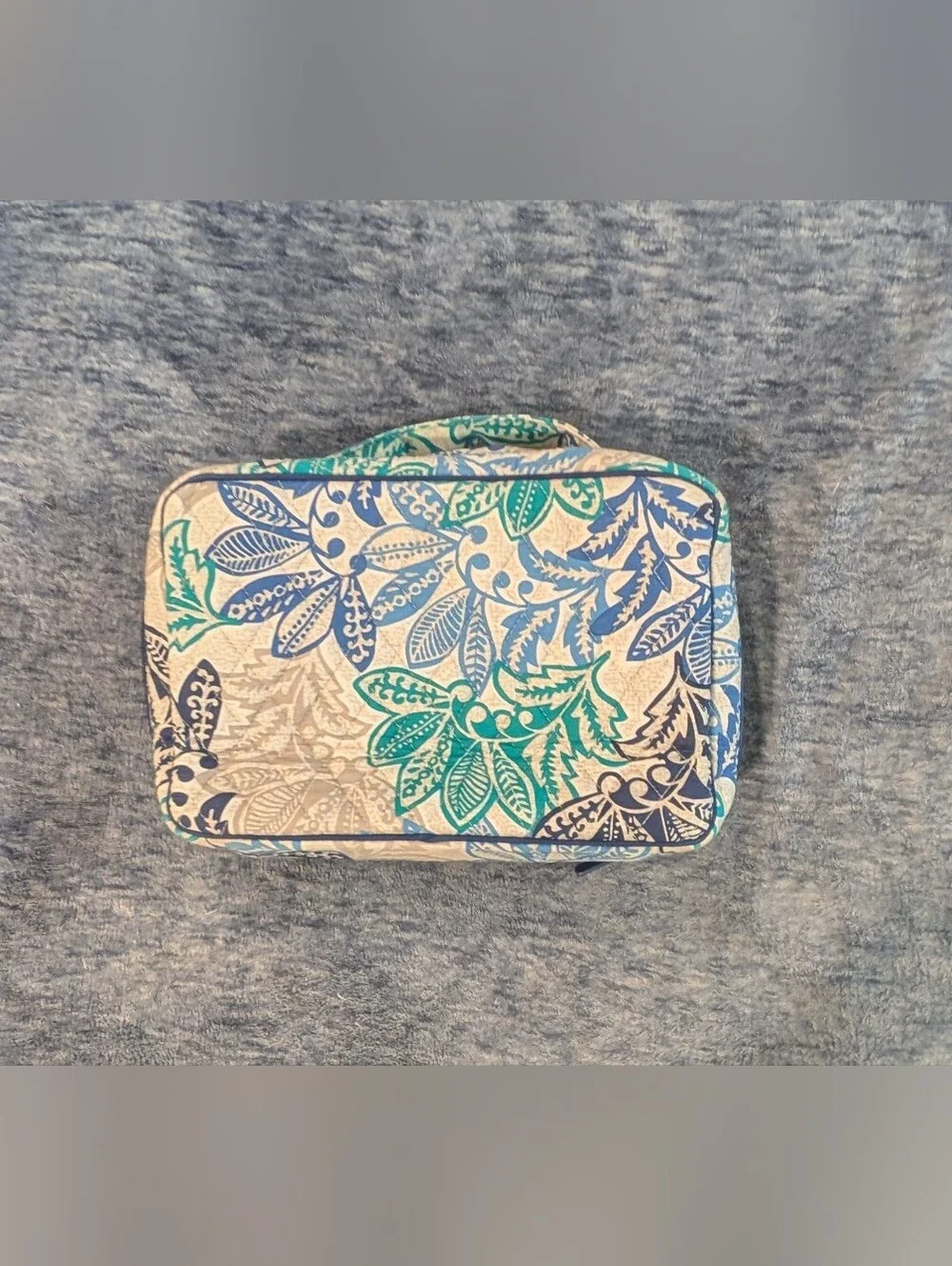 Vera Bradley Santiago Blue Teal Floral Toiletries/Cosmetic Case